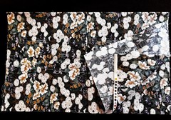 4 Japanese Cotton Fabrics cream black Geishas Chrysanthemums 2 yards Bundle