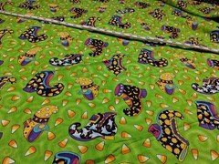 Halloween Quilting Cotton/Spring Ind For Jo-Anns/Witches Boots/1 Yd 35″ X 44″