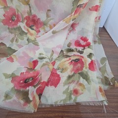 Watercolor Floral Poppy Print Chiffon Fabric 62″x59″ Pale Yellow/Green/Red