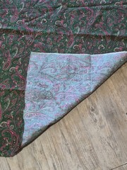 Green & Dark Pink Fabric Paisley Pattern 1.3 YDs x 43 In Cotton Crafting Sewing