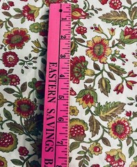 VTG Colonial Style Paisley Red Green & Gold Florals on White 43” X 21½”