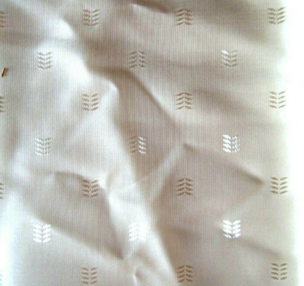 Over 1 Yard Cream w/ Shinny Arrows Silky Polyester Blend Fabric 54″ X 44″
