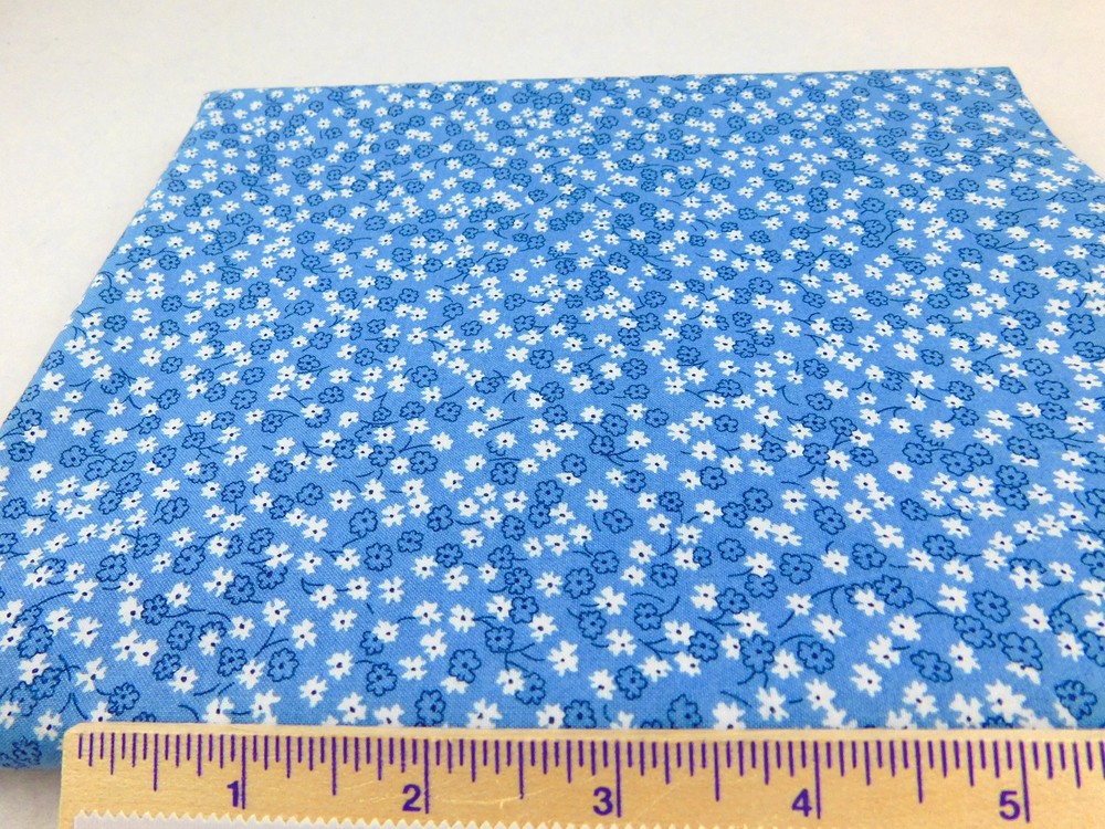 Miss Lucy’s Bits and Pieces Screen Print D960 – Floral Fabric by Jo-Ann Fabrics