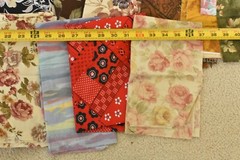 Lot, Large-Print Quilt Cotton Pieces & Scraps, 2 Pounds & 8 Ounces, S108