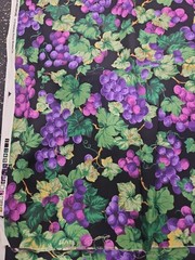Lot of 2.75 Yards Grapes On The Vine Cotton Fabric