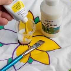 Mont Marte Fabric Paint Medium Premium (8.5 US fl.oz), 8.45 Fl Oz (Pack of 1)