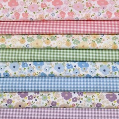 Charming 7 Pcs Floral Cotton Fabric, Each 9.8″ – Ideal for Home Decor Projects