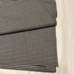 3 Yards of Black and White Houndstooth Fabric ~ 60” Wide ~ Wool