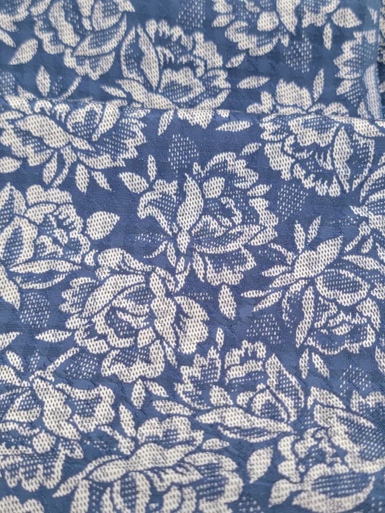 Navy Blue White Silver Floral Pattern Fabric Thin Sheer Like Thin 46″x74″ Yard