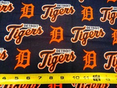 DETROIT TIGERS BASEBALL MLB 100% COTTON 1/2 YD BRAND NEW SPORT DESIGN