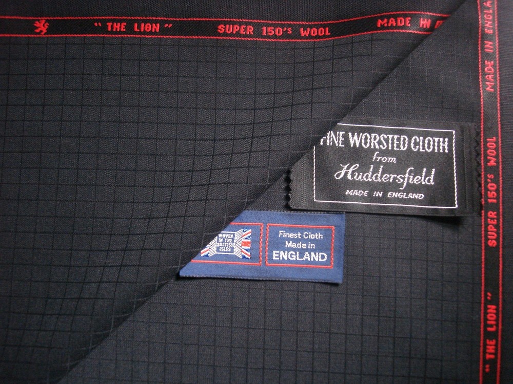 100%SUPER 150’s WOOLSUITING FABRIC MADE IN HUDDERSFIELD ENGLAND-3.4m