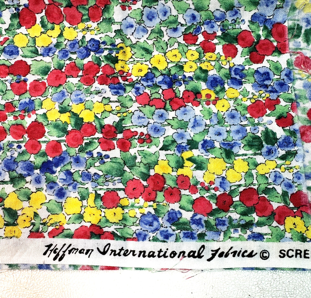 Cotton Quilt Fabric Floral Garden Hoffman International Primary Colors 1/2 Yard