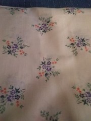 COTTON FABRIC LOT – LIGHTWEIGHT OFF-WHITE/CREAM FLORAL TEXTURED EYELET