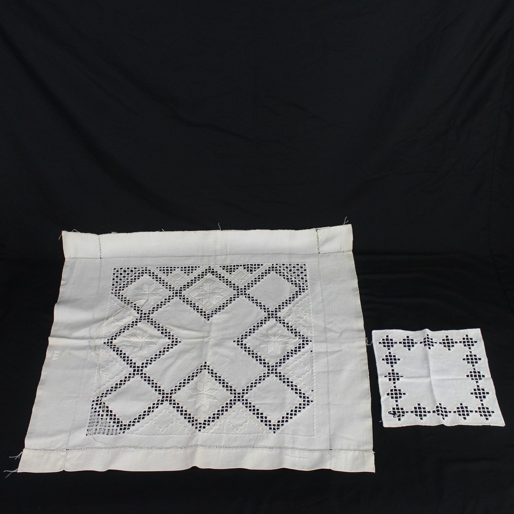 Vtg 24″ Square Tea Tablecloth & Napkin with Catwork Embroidery, Stained