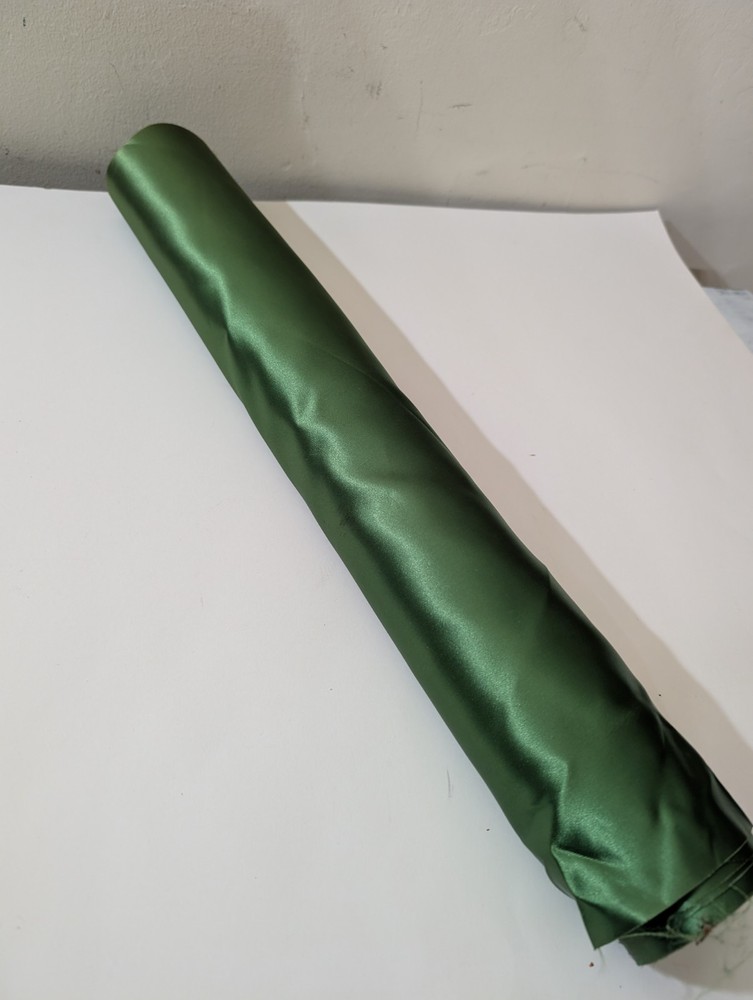 6 Yards Roll Remnant Christmas Green Taffeta Fabric 20” Wide – One Piece