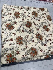 VTG Light boho beige floral blue red fabric lightweight cotton 2 yd 20″ x 45″