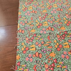 Vintage Floral Fabric Freedom Cotton for Quilting etc Jungle Fun 24 x 43 inches