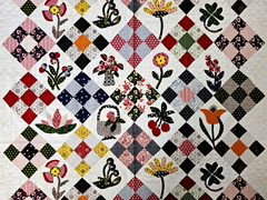 WINDHAM Fabrics CALICO GARDEN Shelburne Museum Cheater Quilt Squares 54″ L x 44″