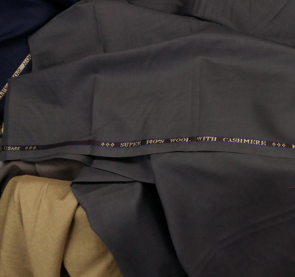 Dark Gray Suiting fabric best for Suit Pants Jacket Wool Suit Fabric