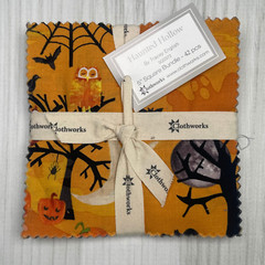 Clothworks Haunted Hollow By Tracey English NEW – 42 Pieces – 5″x5″ Charm Pack