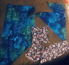 Stash Builder Novelty Florals Batik 20 Different Remnants Pieces READ for Sizes