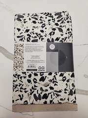 Better Homes & Gardens Precut Fabric 100% Cotton 2 Ditsy Leaf Gray 72″x45″