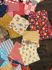 Large Lot Vintage Fabric Scrap Lot Floral Patterned Cotton Quilt Sewing Remnants