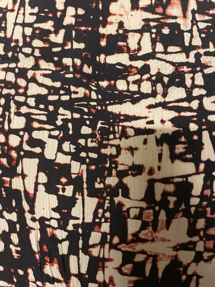 100% Silk Crinkled Crepe De Chine Abstract Motif Print Fabric By Yards 45″ Wide