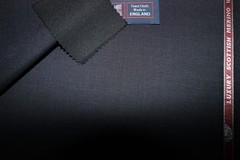 100%SUPER 150’s WOOLSUITING FABRIC MADE IN HUDDERSFIELD ENGLAND-3.4m