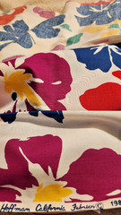 hoffman california fabrics floral print 44″ x 161″ preowned