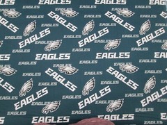 PHILADELPHIA EAGLES NFL 100% COTTON BRAND NEW DESIGN 1 REMNANT PIECE NEW GREEN