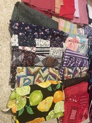 Floral , Patterns & Solids Cotton Scrap Bundle Vintage Sm & Lg 5 Lb Bundle