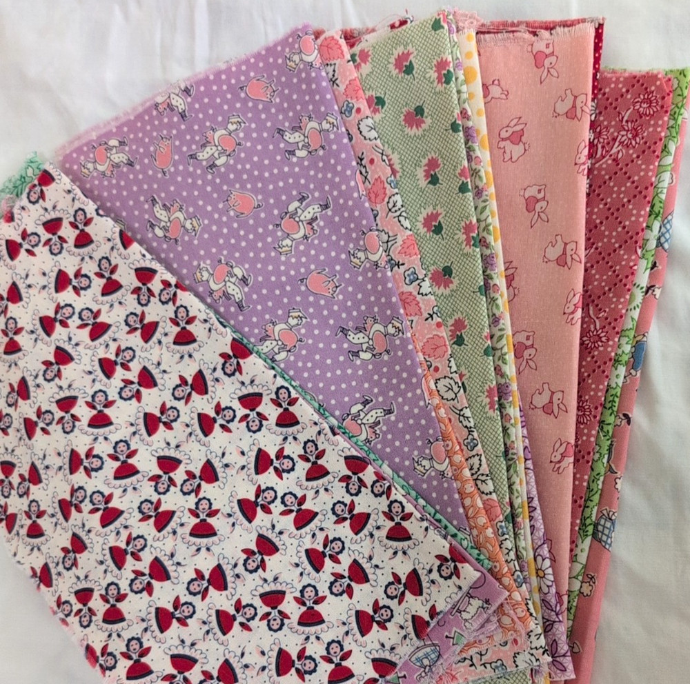 Lot of 19 Maywood Studio Fabric JUST MAKIN’ CONVERSATION Repro 1930s 9½” Squares