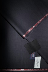 100%SUPER 150’s WOOLSUITING FABRIC MADE IN HUDDERSFIELD ENGLAND-3.4m