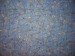 SEWING NEEDLES SILVER PINK COTTON FABRIC BTHY