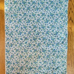 Vintage 60s Blue & White Cotton 5 yds Floral Grid Pattern 37W x 182L Lightweight