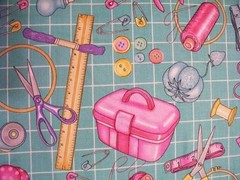 SEWING MAT SEW SUPPLIES THREAD PIN CUSHION BLK COTTON FABRIC FQ