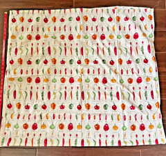 VTG Robert Kaufman Cotton Fabric Peppers Tablecloth 38×64 Decor Southwestern