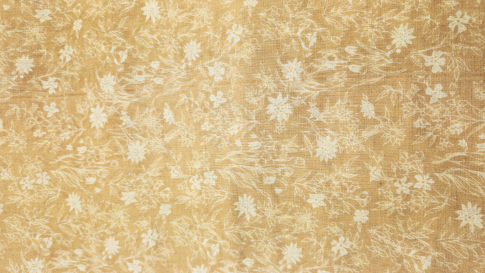 Vintage Fabric * Floral * 100% Cotton – 72″ x 44″ lightweight