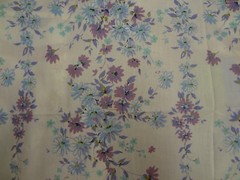 Vintage Purple & Blue Retro Floral Fabric Remnant (36cm x 50cm)