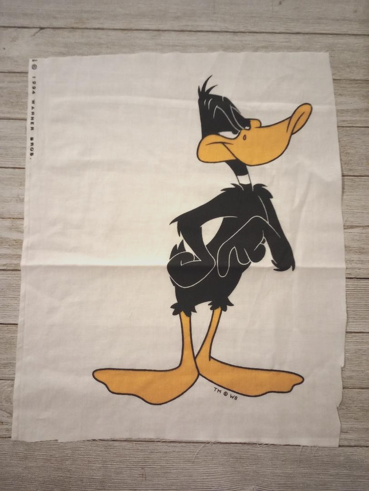 looney tunes daffy duck fun fabric large print 12.5 x 7.5 inch 1pc