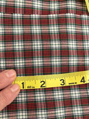 Vtg 2+ Yd 44X65+” Small Red Green Tartan Plaid FABRIC Quilt Cotton Traditional