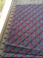 1 yard Patriotic American Flag Bows 4th of July Quilting Cotton Remnant 44″x45″