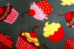 BTY*BRIGHT LARGE COLORFUL CUPCAKES ON DARK GREY FLEECE FABRIC 1 YD 60×36″