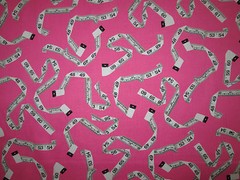MEASURING TAPES SEWING ITEMS WAVY PINK COTTON FABRIC FQ