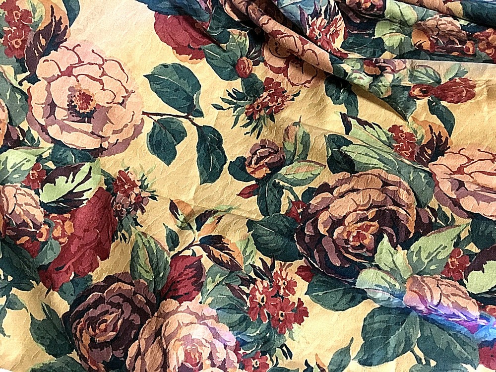 KENMILL Floral Fabric VAT Screen Print Pre-Shrunk Multicolor 54 x 75″ / 2 yds