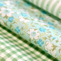 300 Mini Charm Green Floral Cotton Fabric Precut Squares Patchwork Quilting DIY