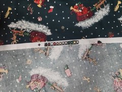 3.7 cubic yards cloth Christmas Santa Sleigh toys Red Green White 43 x 114