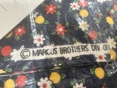 VTG Marcus Brothers Textiles Sample Cut 8187 Navy Blue Flowers Daisies – 5 Yards