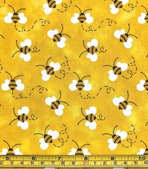 Tina Scrap 9″x21″ BUMBLE BEES BUZZ Honeycomb Yellow Honey FABRIC COTTON